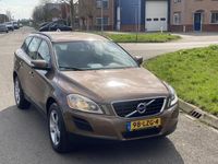 tweedehands Volvo XC60 2.0T Kinetic compleet dealer onderhouden