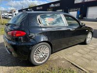 tweedehands Alfa Romeo 147 2.0 T.Spark Collezione II Leder! Schuifdak! Navigatie! Nieuwe APK! NAP Rapport!