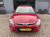 Occasion Hyundai i30 Style 127 PK (93 kW) 2009 Rood Hatchback