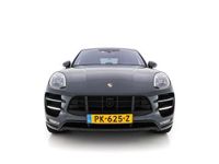 tweedehands Porsche Macan Turbo 3.6 Performance Package Aut. *NL-AUTO* *ACC | SPORT-CHRONO | AIR-SUSPENSION | FULL-LED | BOSE-SOUND | VOLLEDER | KEYLESS | MEMORY-SEATS | NAVI-PROF | CAMERA | ECC | PDC*