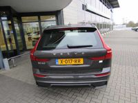 tweedehands Volvo XC60 T6 Plug-In Hybrid 350pk Aut AWD Ultimate Dark | Vis. Park Ass. | Open Grid | Pan