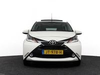 Occasion Toyota Aygo X-wave 69 PK (50 kW) 2016 Wit Hatchback