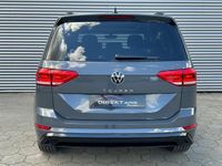 tweedehands VW Touran 1.5 TSI R-LINE PANO KEYLESS CAMERA ACC 7P