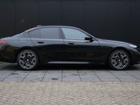 tweedehands BMW 520 5-SERIE i | NIEUWPRIJS €95.329.- | M SPORT | MEMORY | HARMAN & KARDON | PANO | LEDER | STOEL\STUURVERWARMING | 360° CAMERA | HEAD-UP | NAVI | CRUISE | TREKHAAK |