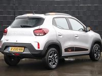 Occasion Dacia Spring Expression 33 kW (45 PK) 2023 Grijs Hatchback