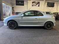 tweedehands Peugeot 206 CC 1.6-16V Lage KM-Stand!! Centrale deurvergrendeling Elektrisch bedienbare kap Elektrische ramen voor