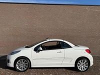 Occasion Peugeot 207 CC Griffe 120 PK (88 kW) 2011 Wit Cabriolet