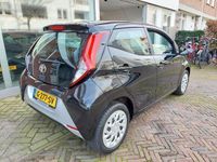 tweedehands Toyota Aygo 1.0 VVT-i X-Play Limited 5Drs /Navi/Apple/Android/