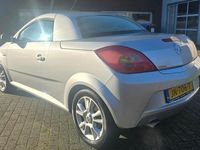 Occasion Opel Tigra Enjoy 125 PK (91 kW) 2005 Grijs Cabriolet