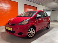 Occasion Toyota Aygo 68 PK (50 kW) 2007 Rood Hatchback