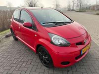 Occasion Toyota Aygo Comfort 68 PK (50 kW) 2010 Rood Hatchback
