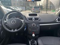 Occasion Renault Clio GrandTour Dynamique 101 PK (74 kW) 2008 Zwart Stationwagen