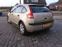 tweedehands Citroën C4 1.6-16V Ligne Business apk 1-7-2024 rijd goed met trekhaak airco ,enz.