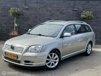 Occasion Toyota Avensis Luna 129 PK (94 kW) 2005 Grijs Stationwagen