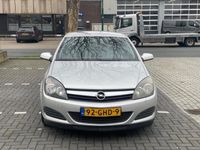tweedehands Opel Astra GTC 1.6 BUSINESS AIRCO/NAVIGATIE/PARKEERSENSOR! NETTE AUTO!
