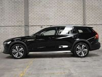 tweedehands Volvo V60 CC B5 250pk AWD Ultimate | Bowers&Wilkins | Zeer luxe