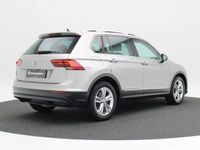 tweedehands VW Tiguan 1.4 TSI ACT Comfortline Business , Panoramadak, Adaptive cruise, Trekhaak
