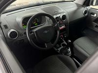 Occasion Ford Fusion Trend 101 PK (74 kW) 2003 Grijs MPV