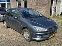 tweedehands Peugeot 206 1.4 Air-line 3 JBL CLIMATE CONTROL 124DKM