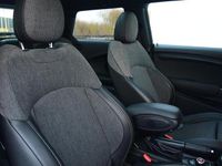 Occasion Mini John Cooper Works Salt 136 PK (100 kW) 2018 Blauw Hatchback