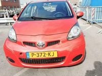 Occasion Toyota Aygo 68 PK (50 kW) 2010 Rood Hatchback