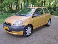 Occasion Toyota Yaris Terra 68 PK (50 kW) 2000 Geel Hatchback