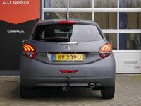 tweedehands Peugeot 208 1.2 110PK PureTech GT-line | Panoramadak | Parkeersensoren | Navigatie | Lichtmetalen velgen | Climate control | JBL Sound system