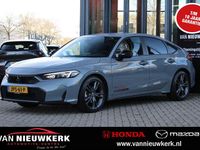Nieuw Honda Civic Elegance 143 PK (105 kW) 2025 Grijs (metallic) Hatchback