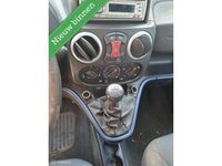 Occasion Fiat Doblò 77 PK (56 kW) 2007 Grijs MPV