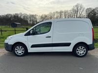 tweedehands Peugeot Partner 120 1.6 HDI L1 XT Profit + MARGE met airco en trek