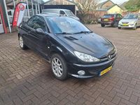Occasion Peugeot 206 CC 109 PK (80 kW) 2005 Zwart Cabriolet