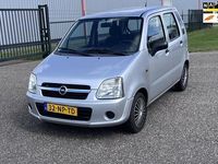 Occasion Opel Agila Essentia 75 PK (55 kW) 2004 Grijs Hatchback
