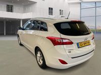 tweedehands Hyundai i30 Wagon 1.6 GDI i-Motion Plus, Cruise, Clima, Navi, Camera!