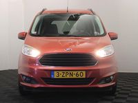 Occasion Ford Tourneo Courier Titanium 101 PK (74 kW) 2015 Rood MPV