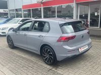 tweedehands VW Golf VIII 1.0 TSI LED NAVIGATIE AIRCO NARDO-GREY DIGITALE-SCHERM LMV PDC