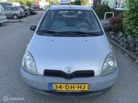 Occasion Toyota Yaris Terra 68 PK (50 kW) 1999 Grijs Hatchback