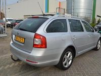 tweedehands Skoda Octavia Combi 1.2 TSI Elegance Business Line bj10 ecc cruise NAVI