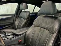 tweedehands BMW 520 5-SERIE i High Executive Edition | M-SPORT | SCHUIF/KANTEL | HARMAN/KARDON