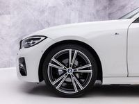 tweedehands BMW 318 318 i Executive Edition | M-Sport | Pano | E-Trekha