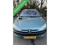 tweedehands Peugeot 206 1.4 Gentry 5 deurs nieuwe apk Airco