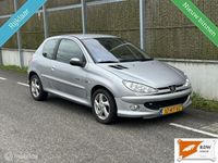 tweedehands Peugeot 206 1.4-16V QUIKSILVER NAP/AIRCO/LAGE KM STAND