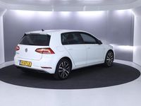 tweedehands VW e-Golf E-DITION 136pk | Warmtepomp | Navigatie | Parkeerc