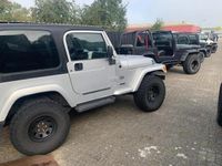 tweedehands Jeep Wrangler -4.0i-The Red Willys Style-