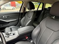 Occasion BMW 330 Advantage 291 PK (214 kW) 2021 Zwart Stationwagen