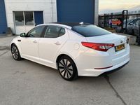 tweedehands Kia Optima 1.7 CRDi Super Pack, 6-BAK, AIRCO(CLIMA), LEDER INTERIEUR, STOELVERWARMING-/KOELING, CRUISE CONTROL, GROOT NAVIGATIE-BLUETOOTH-MULTIMEDIASYSTEEM, PARKEERSENSOREN, 4X ELEK-RAMEN, LED DAGRIJVERLICHTING, XENON, CENT-VERGRENDELING, LM-VELGEN