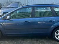 Occasion Ford Focus Futura 101 PK (74 kW) 2005 Blauw Stationwagen