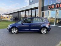 Occasion VW Golf Sportsvan Highline 150 PK (110 kW) 2018 Blauw (metallic) MPV