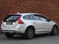 Occasion Volvo V60 CC 245 PK (180 kW) 2018 Grijs Stationwagen