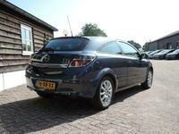 tweedehands Opel Astra GTC 1.8 Edition handgeschakeld