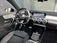 tweedehands Mercedes A250 e AMG Line | Premium | Nightpakket | Panoramadak | Achteruitrijcamera | Stoelverwarming | Sfeerverlichting | Multibeam LED | Apple & Android Carplay